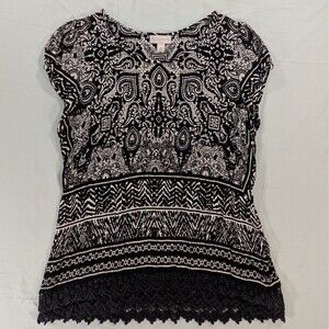 CB Women Top Small Black Crochet Hem detail Cap Sleeve Blouse